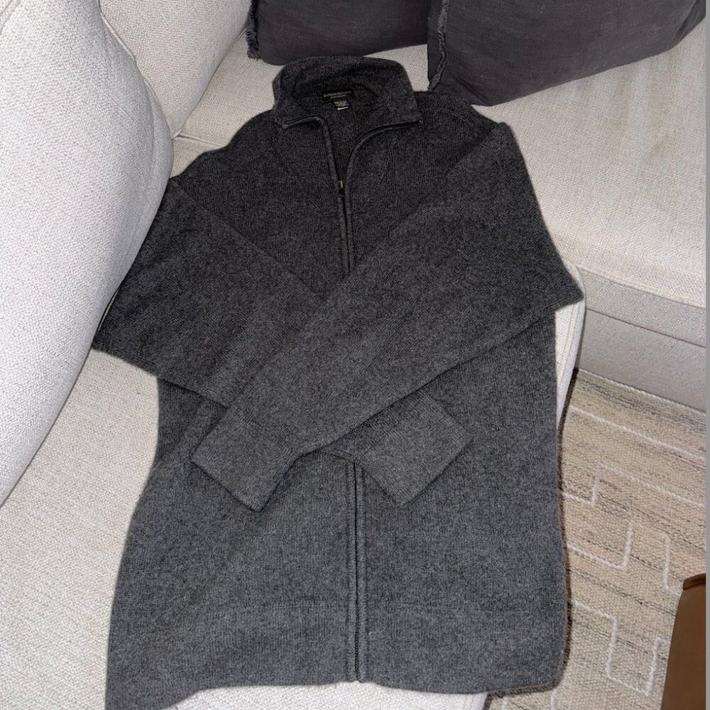 Banana Republic Charcoal Grey Cashmere Turtleneck Sweater